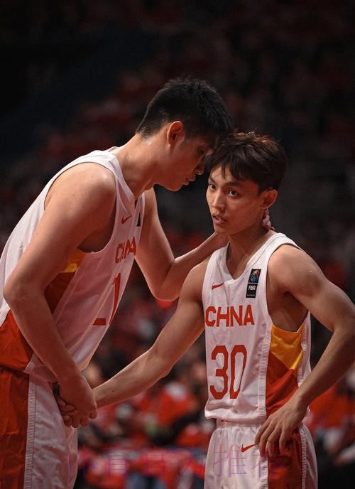 中国男篮强硬名场面!我们不惹事但也不怕事! 中国男篮强硬名场面!我们不惹事但也不怕事!